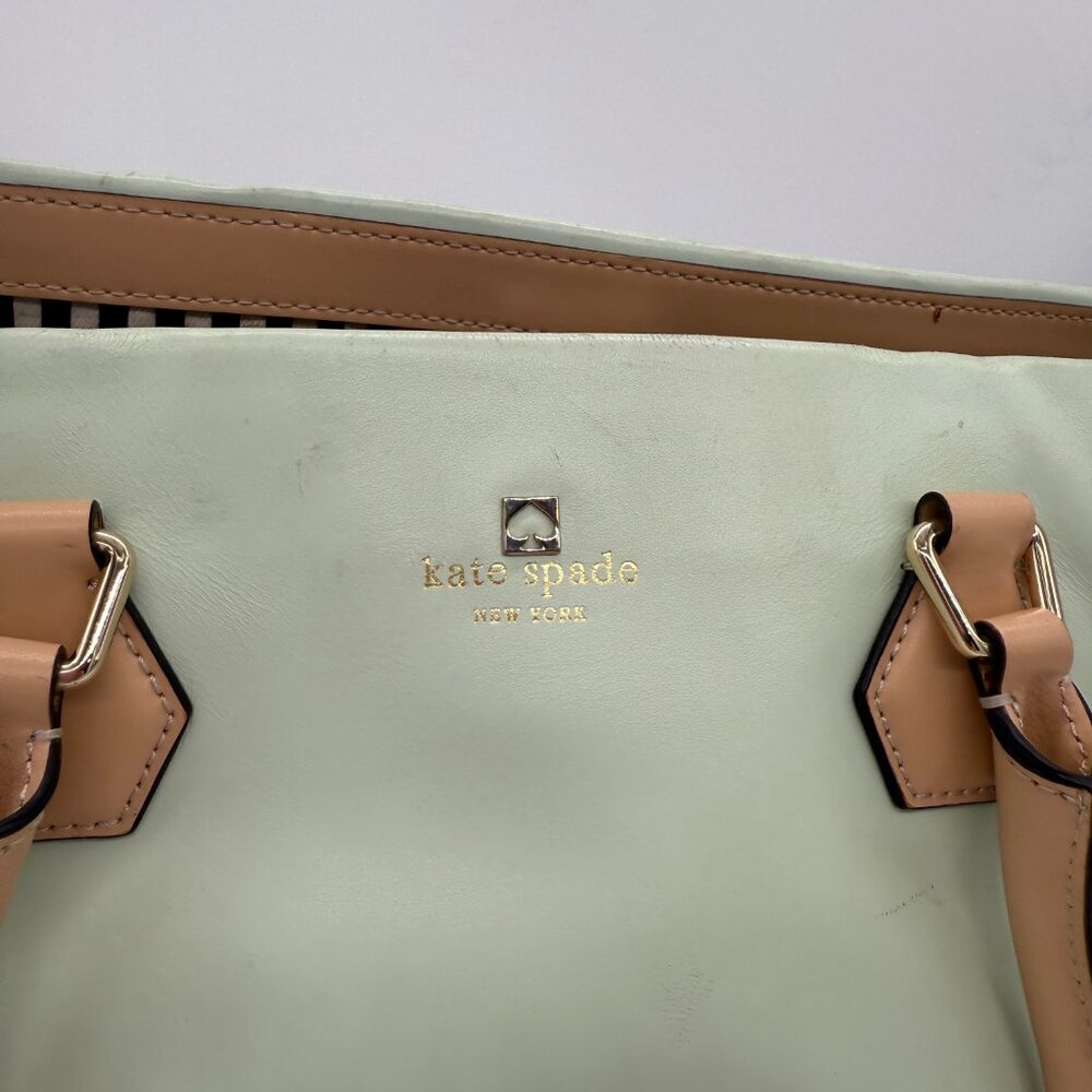 Kate Spade Mint Green Shoulder Bag with Tan and Black Trim - Picture 3 of 14